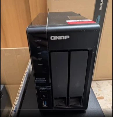 NAS usato QNAP TS 251+ Intel® Celeron® J1900 4-core RAM 2 GB - Immagine 1 di 3