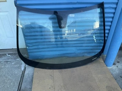 09-15 Jaguar XF Windshield Glass w/ Rain Sensor Q Foto 1 de 4