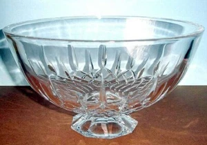 Nuevo Tazón de Cristal Vera Wang Fidelity 10" cortes verticales madera de cuña Alemania - Imagen 1 de 3
