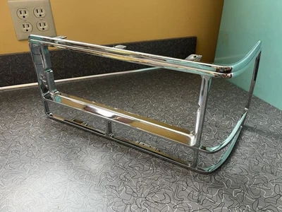 OEM 1980-1985 Cadillac Seville FARO EMBELLECEDOR BISEL ENVOLVENTE LH lado del conductor Foto 1 de 4