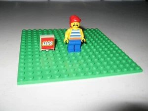 LEGO RETIRED PIRATES FROM 1989-2002 - Picture 1 of 5