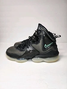 Nike Lebron 19 Shoes Black Green Glow Sneakers CZ0203-003 Mens Size 7 - Picture 1 of 14
