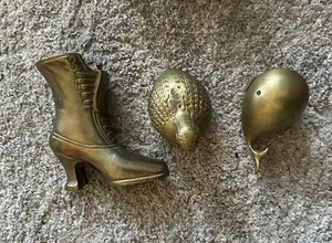 3 Messing Dekorartikel Damenschuh viktorianischer Stil Wal Taube schwere Makel - Bild 1 von 9