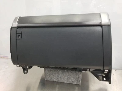 16 2016 TOYOTA 4 RUNNER LIMITED SR5 INTERIOR GLOVE BOX BLACK - Image 1 of 4