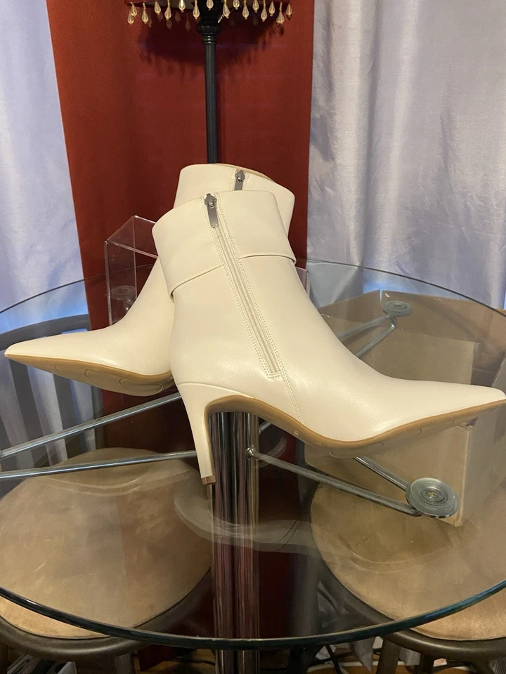Botines NINE WEST Marfil Golas Talla 7.5, Marca Nuevos con Etiquetas Foto 1 de 4
