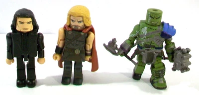 Lote de figuras Minimates Marvel, Roadworn Thor, Loki, Ragnarok Gladiator Hulk Foto 1 de 2