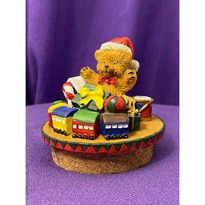 AC Moore Teddy Bear and Train Jar Candle Topper with cork bottom 2 3/4" wide — 第 1/4 张图片
