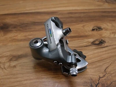 Cambio trasero Shimano 600 1995 tricolor VIA Japón RD-6401 jaula corta 8 velocidades Foto 1 de 4