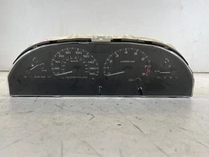 Nissan 240SX Instrument Cluster Speedo Gauges 157K KMS KPH S13 89-93 KA24DE - Picture 1 of 12