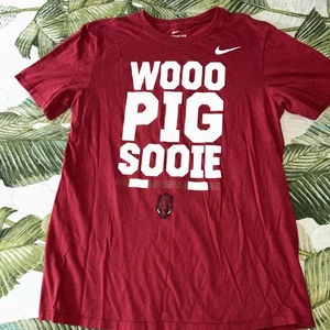 Mens Nike shirt Arkansas Razorbacks Football Wooo Pig Sooie The Tee Short Sleeve - Picture 1 of 4
