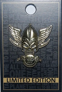Hard Rock Cafe GATLINBURG Year 2007 3D Winged Skull Pin - Picture 1 of 2