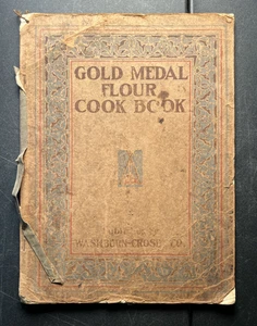 1917 Gold Medal Flour Antique Cook Book Washburn Crosby Recipes More than Baking - Imagen 1 de 15