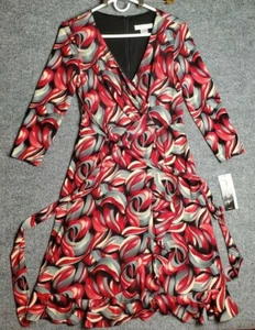 Neu mit Etikett Peter Nygard mehrfarbig Größe 4 Stil: 750381 Blumenmuster Midi Kleid unverbindliche Preisempfehlung des Herstellers $ 128 A14 - Bild 1 von 5