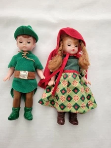 Muñeca Caperucita Roja Madame Alexander y Peter Pan McDonald’s - Imagen 1 de 3