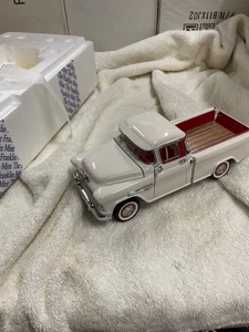 Franklin Mint 1955 Chevrolet Cameo Pickup Truck White B11WW91 (Mint Condition) - Bild 1 von 8