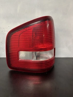 Luz trasera lateral izquierda conductor Ford Explorer Sport Trac 2007-2010 OEM Foto 1 de 4