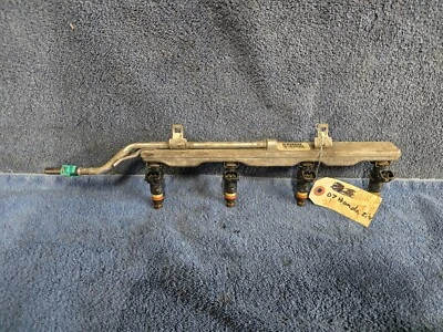 Honda Accord 2007 2,4 4 cilindros motor riel de combustible e inyectores 2,4 L Foto 1 de 4