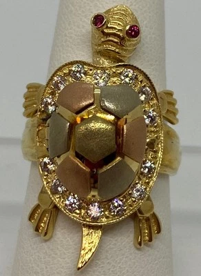 14k Tri Gold CZ Turtle Mama Baby Compartment Ring Size 8 R138 - Image 1 of 4