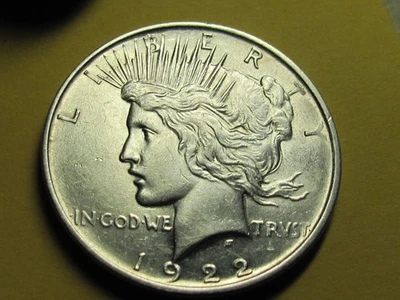 1922-D  PEACE  DOLLAR  NICE  HIGH GRADE BU - Image 1 of 2