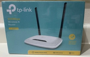 TP-Link TL-WR841N 2.4GHz N300 300Mbps Wireless WiFi Router / AP / Range Extender - Picture 1 of 3