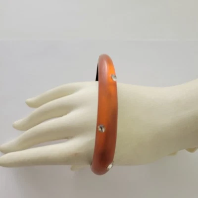 Brazalete Brazalete Alexis Bittar Graduado Esmerilado Satén Naranja Lucita 8 1/4" Foto 1 de 4