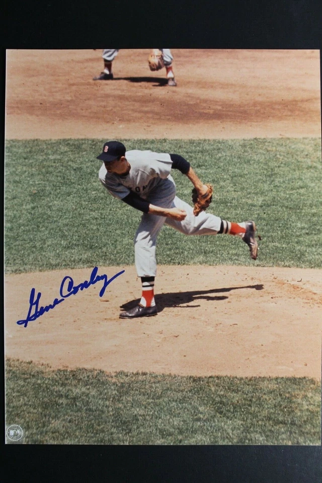 Foto 8x10 autografiada vintage firmada por Gene Conley (d.2017) de los Medias Rojas de Boston Foto 1 de 3
