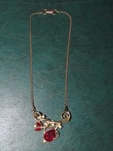14" HALSBAND HALSKETTE ANHÄNGER IST AUCH ANSTECKNADEL BROSCHE Vintage 1940er GOLDFARBENE STRASSSTEINE - Bild 1 von 3