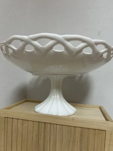 Vintage Milk Glass Pitman Dreitzer Pedestal Fruit Bowl Compote Dessert Stand - Picture 1 of 7