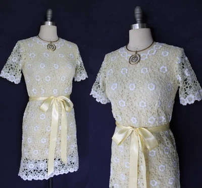 Vestido túnica vintage Daisey crochet bordado amarillo encaje transparente mod jackie O Foto 1 de 4
