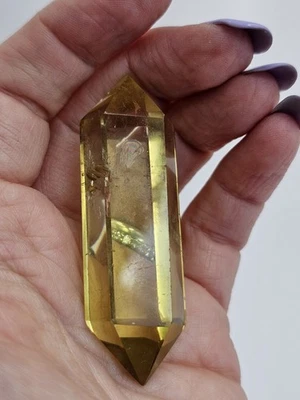 A grade Citrine DT crystal Heat Treated Double Terminated Point 31g 6.2cm DT - Image 1 of 4
