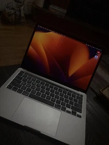Macbook Pro 13-inch, M2, 2022 500 GB - Picture 1 of 6