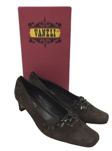 Vaneli Women's Heels Size 5 Brown Leather Lace-Bows Block Square Toes Used F1 - Picture 1 of 12