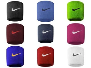 Nike Swoosh Tennis Football Sport Felpa Set di 2 Bracciali Stretch Ufficiali - Foto 1 di 23
