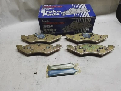 New Fade Free D179 Disc Brake Pad Pads Set - Image 1 of 4
