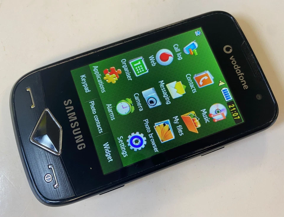 Samsung Blade S5600 Mobile Phone UNLOCKED GT-S5600V - Fully Working - Image 1 of 4