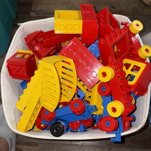 200+ Vintage Lego Duplo Blocks, Trains, People & Animal Pieces - Picture 1 of 8