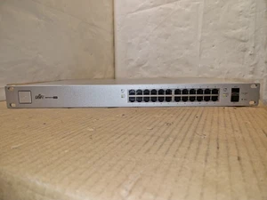 Ubiquiti Networks UniFi 24 Port 250W PoE Network Ethernet Switch (US-24-250W) - Afbeelding 1 van 11
