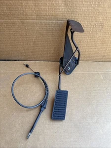 1992 CHEVROLET S10 REGULAR CAB GAS PEDAL WITH CABLE - Picture 1 of 11