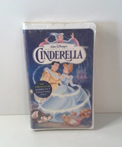 Cinderella Factory Sealed VHS Clamshell Walt Disney Masterpiece Collection Movie - Picture 1 of 8