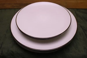 Mikasa Juliana Cream 4 pc Dinner & Salad Plates Bowls Brown Speckle Finish - Picture 1 of 7