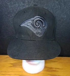 GORRA/SOMBRERO DE LA NFL LOS ANGELES RAMS - NUEVA ERA 59FIFTY 7 3/8" TODO NEGRO. - Imagen 1 de 5
