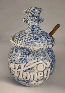 Vintage Pottery Craft Honey Pot with Lid & Dipper Wand. Bear. Blue&White. USA - Picture 1 of 11