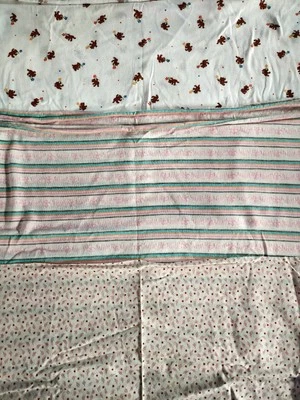 Vtg Teddy Bear Ballon Baby Duck And Red Stars Cotton Fabric Bundle Lot - Image 1 of 4