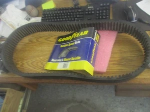 Goodyear Modell: 4830v699 Varialble Geschwindigkeit V-Belt. Neu aus Altem - Picture 1 of 2