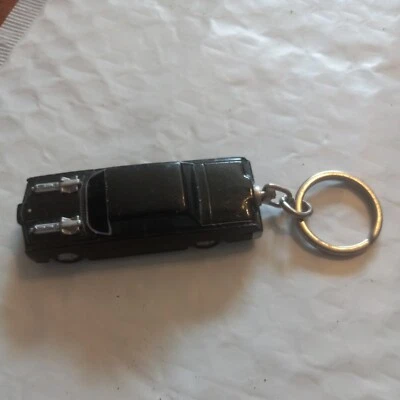 "The Green Hornet" Película Black Beauty Car Carl's Jr. 2010 ¡Llavero Diecast! WoW! Foto 1 de 4