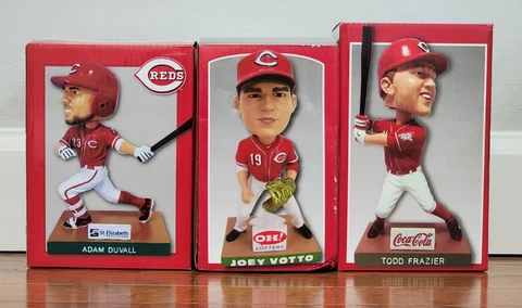 CINCINNATI REDS BOBBLEHEADS LOT (7) JOEY VOTTO IN BOX! Cover