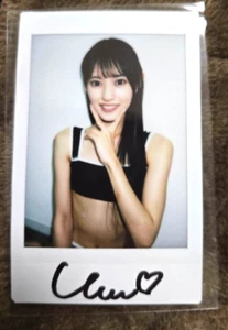 New Umi Yatsugake Autographed Signed instax photo Cheki Japanese Idol KAWAII b15 - Picture 1 of 2