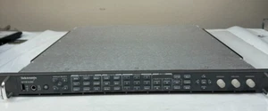 Tektronix WVR8200 SD/HD Video Waveform Rasterizer OPT: AD - Picture 1 of 3
