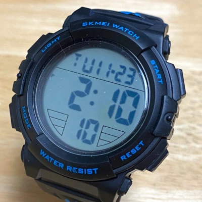 Unused SKMEI Men 50m Easy Read Black Digital Quartz Alarm Chrono Watch~New Batte - Image 1 of 4