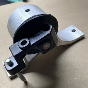 FITS 2002-2006 NISSAN ALTIMA 2.5L 9190 FRONT RIGHT ENGINE MOTOR MOUNT A7342 - Picture 1 of 8